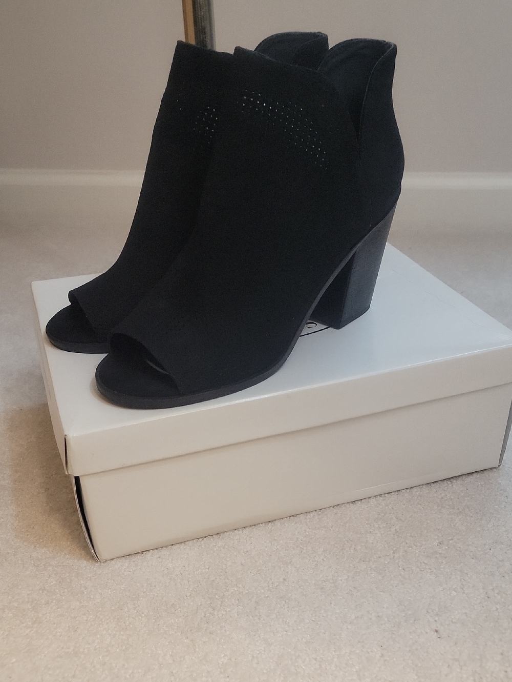 Steve Madden open toed booties
